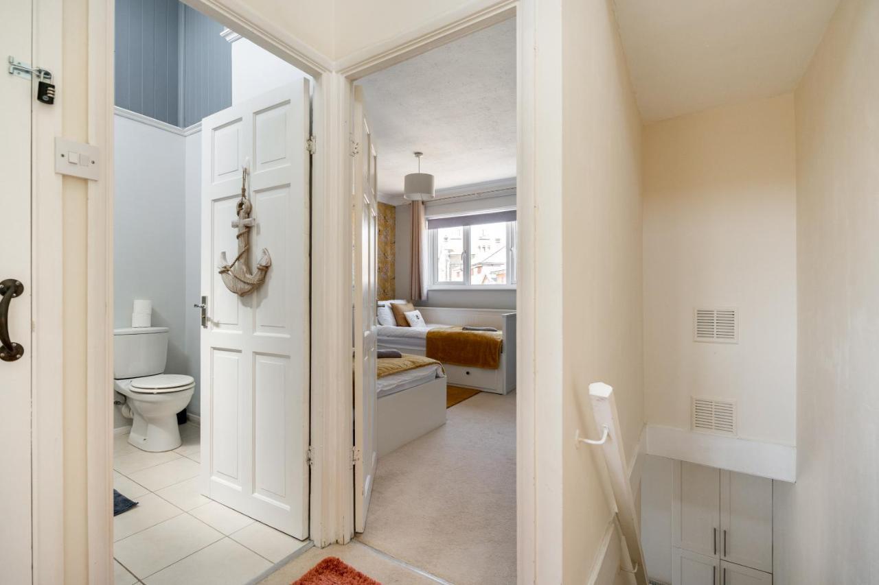 Onyx Bay - Whole Apartment - Wifi - Beach - 2 Bed - Broadstairs Town Экстерьер фото